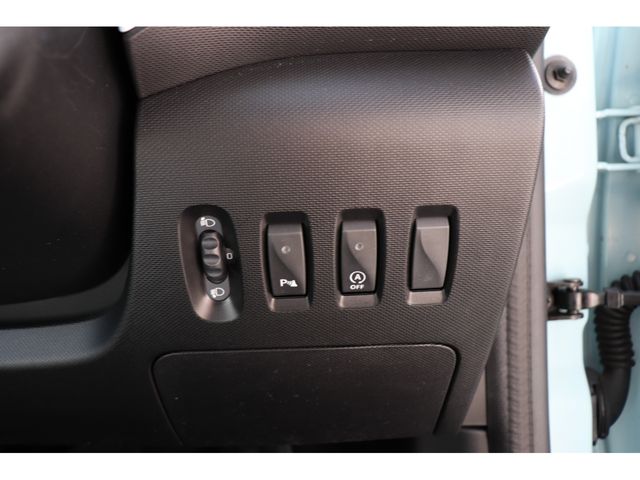 Renault TWINGO 2019-03 1578-21