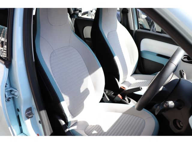 Renault TWINGO 2019-03 1578-9