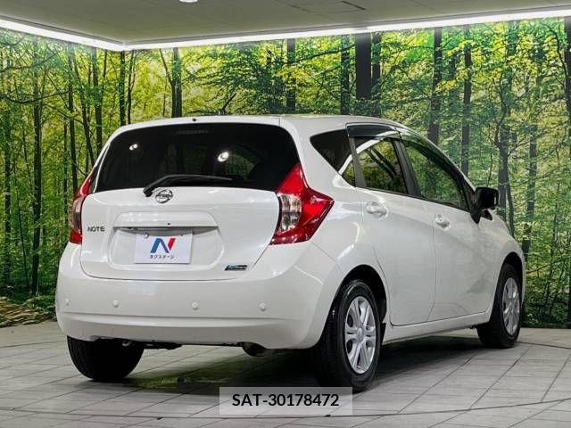 Nissan NOTE 2015-08 302364-17