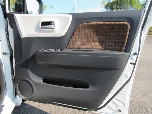 Nissan MOCO 2014-06 193541-22