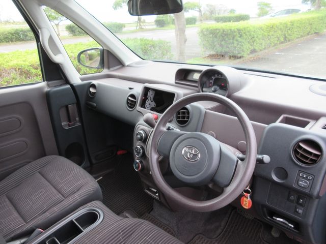 Toyota PORTE 2012-10 24326-1
