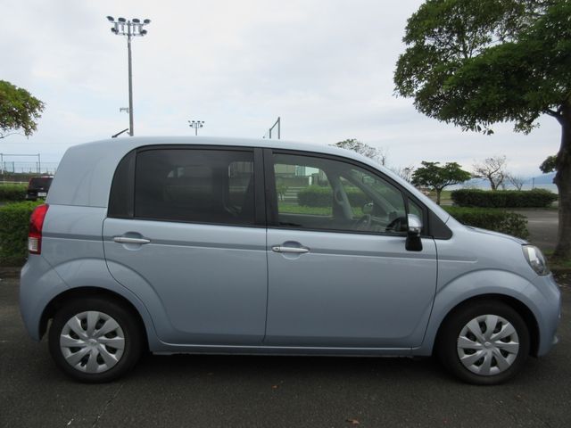 Toyota PORTE 2012-10 24326-11