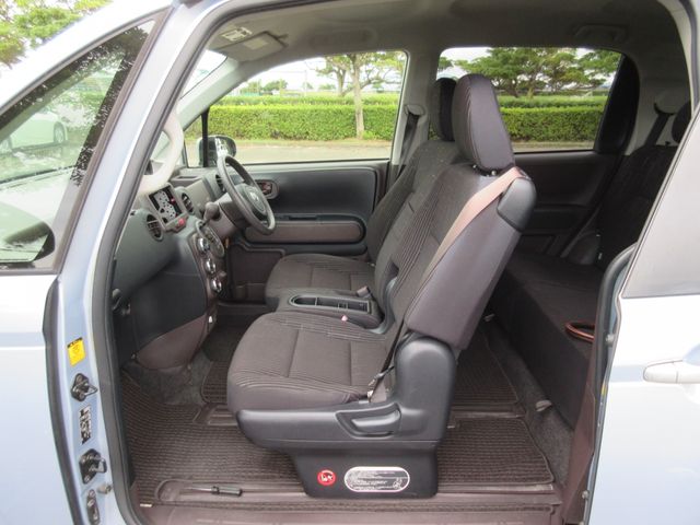 Toyota PORTE 2012-10 24326-23