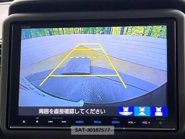 Honda N BOX CUSTOM 2017-07 306811-4