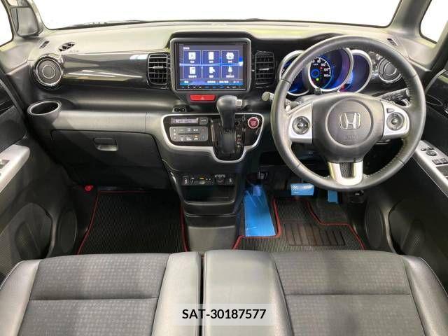 Honda N BOX CUSTOM 2017-07 306811-1