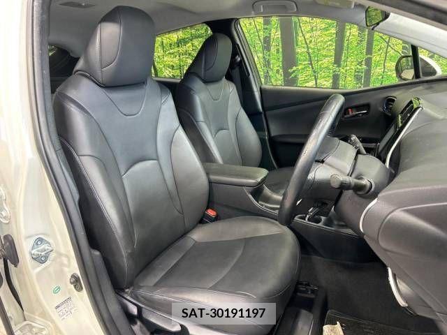 Toyota PRIUS 2016-03 349368-8
