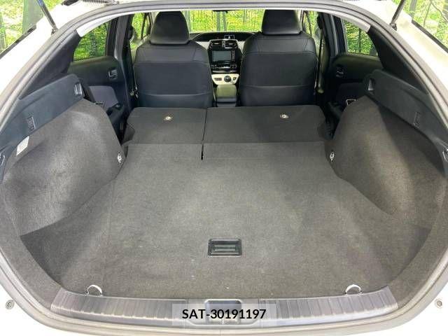 Toyota PRIUS 2016-03 349368-10