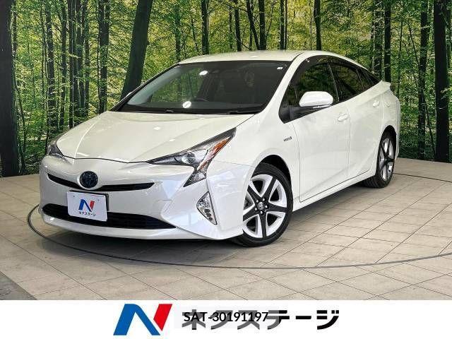 Toyota PRIUS 2016-03 349368-0