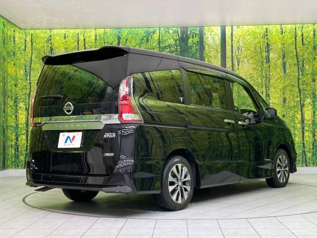 Nissan SERENA 2017-12 194858-18