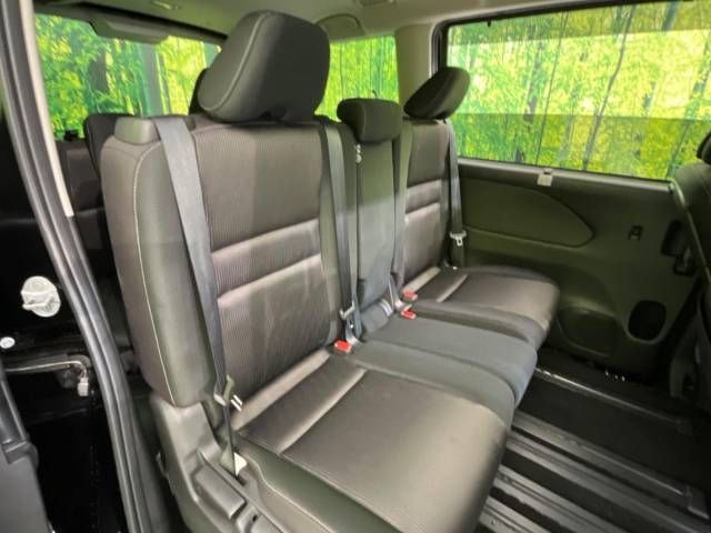 Nissan SERENA 2017-12 194858-9