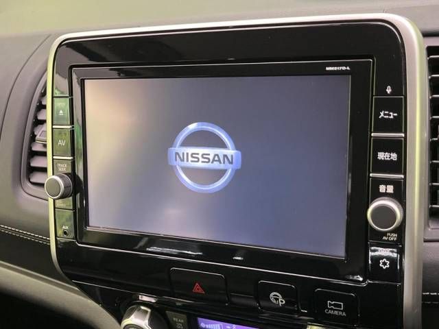 Nissan SERENA 2017-12 194858-2