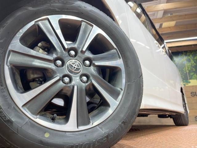 Toyota VOXY 2017-09 21691-13