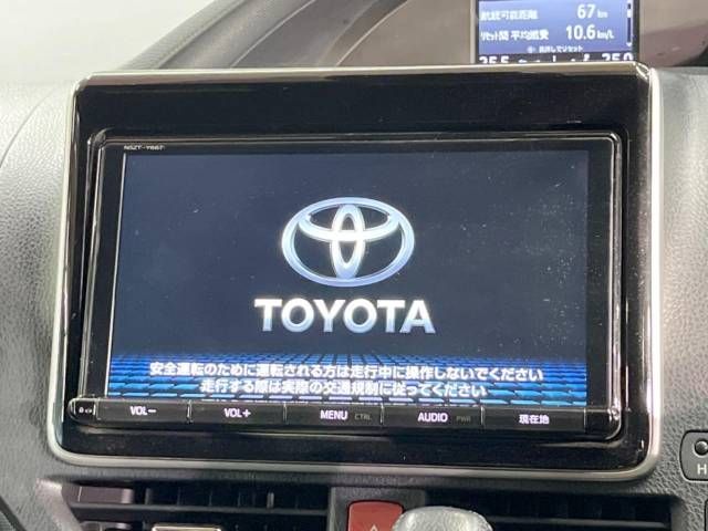 Toyota VOXY 2017-09 21691-2