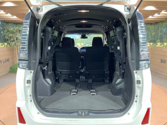 Toyota VOXY 2017-09 21691-11