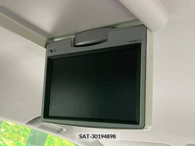 Toyota VOXY 2011-10 289307-4