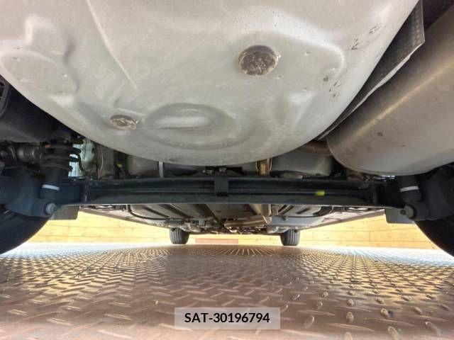 Toyota SIENTA 2018-11 314663-19