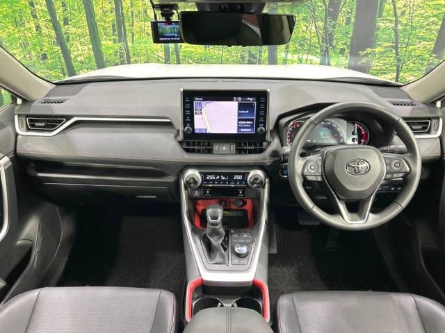 Toyota RAV4 2021-04 185013-1