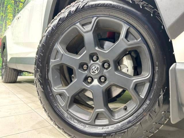 Toyota RAV4 2021-04 185013-13
