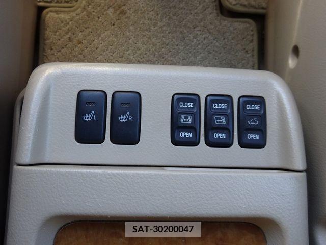 Toyota ALPHARD 2007-02 221593-19