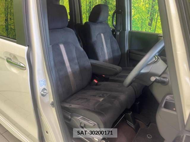 Honda N BOX CUSTOM 2019-06 307053-8