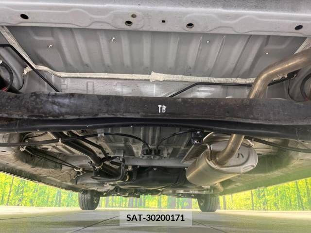 Honda N BOX CUSTOM 2019-06 307053-19