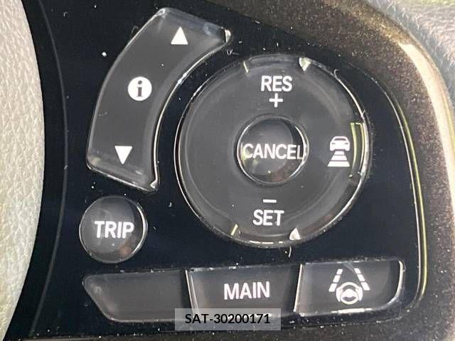 Honda N BOX CUSTOM 2019-06 307053-5