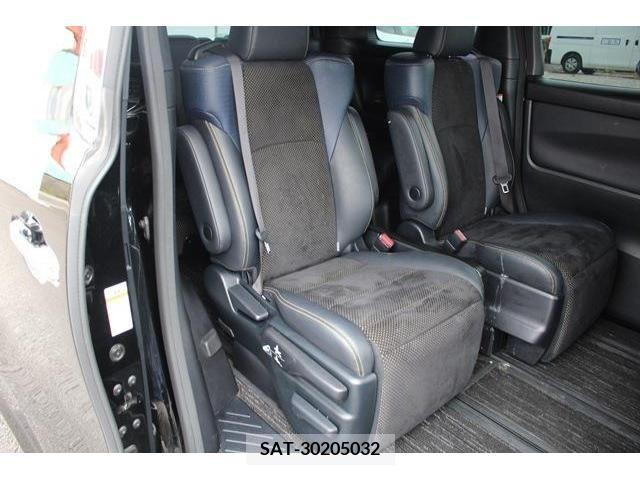 Toyota VELLFIRE 2016-11 303616-17