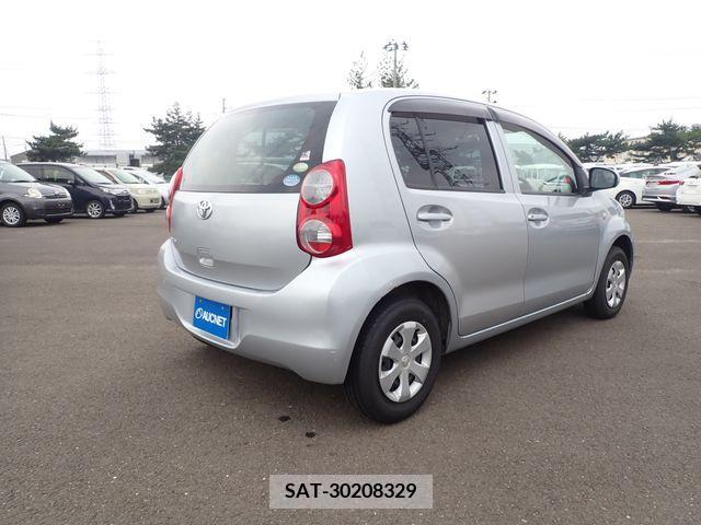 Toyota PASSO 2010-04 365977-6