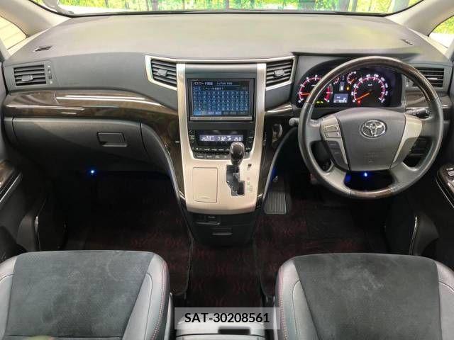 Toyota VELLFIRE 2013-08 216980-1