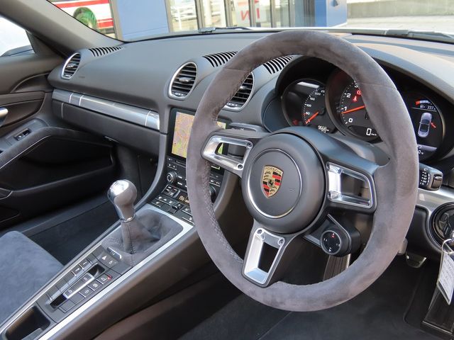 Porsche BOXSTER 2020-10 12860-13