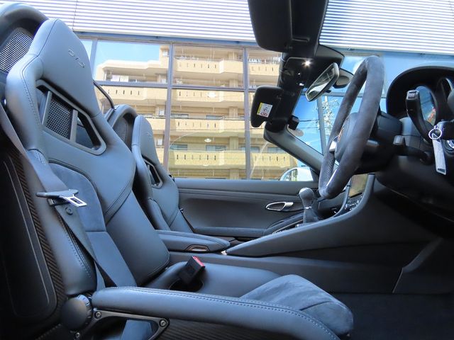 Porsche BOXSTER 2020-10 12860-12