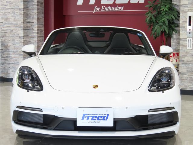 Porsche BOXSTER 2020-10 12860-1