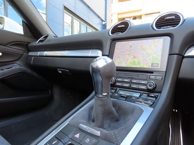 Porsche BOXSTER 2020-10 12860-15