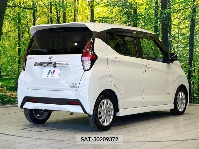 Nissan DAYZ 2020-08 323622-17