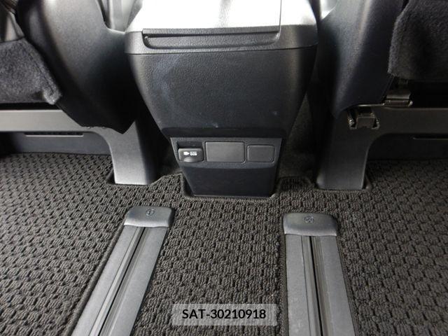 Toyota ALPHARD 2020-12 299615-14