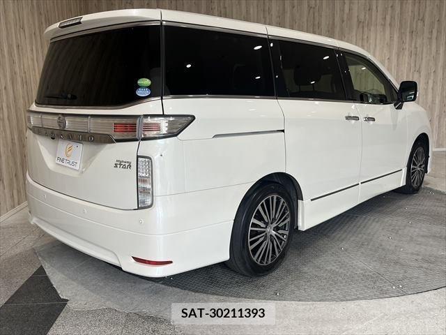 Nissan ELGRAND 2019-01 316302-16