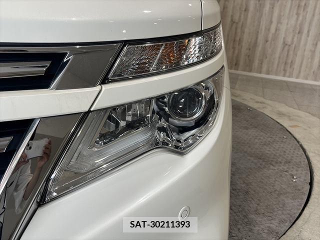 Nissan ELGRAND 2019-01 316302-19