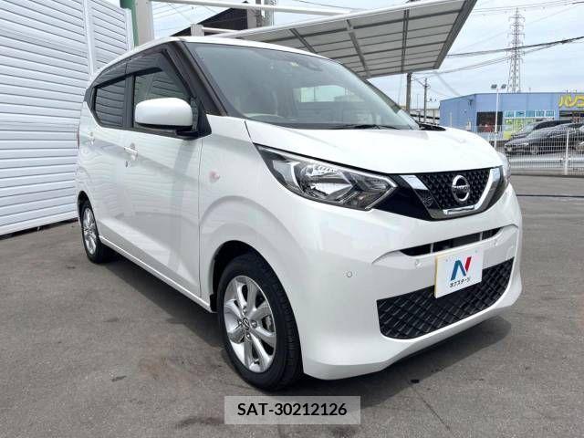 Nissan DAYZ 2020-02 323518-19