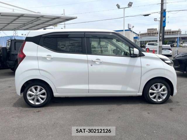 Nissan DAYZ 2020-02 323518-18