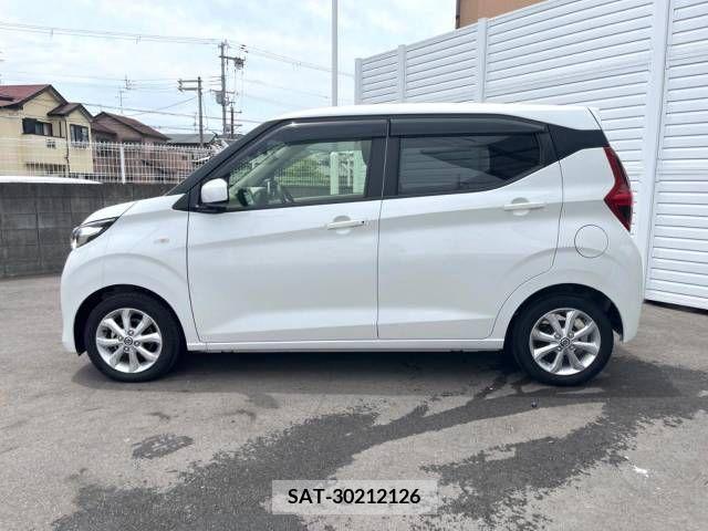 Nissan DAYZ 2020-02 323518-17