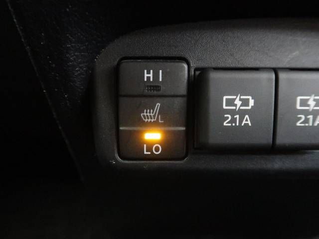 Toyota SIENTA 2018-12 185784-6