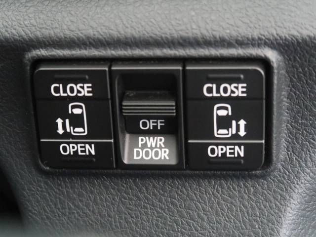 Toyota SIENTA 2018-12 185784-5