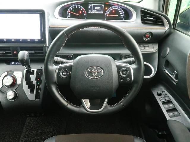 Toyota SIENTA 2018-12 185784-12