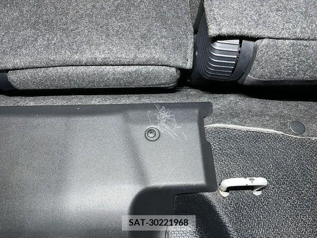 Toyota RACTIS 2013-04 378003-27