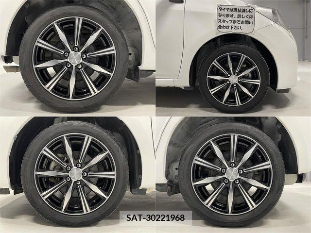 Toyota RACTIS 2013-04 378003-24