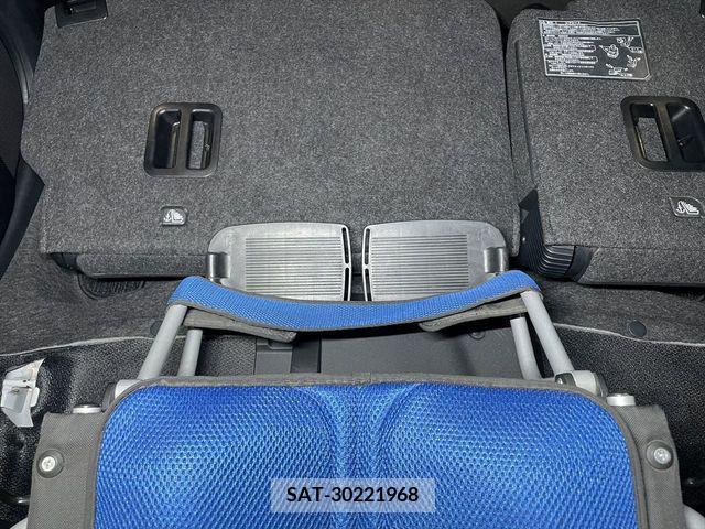Toyota RACTIS 2013-04 378003-11