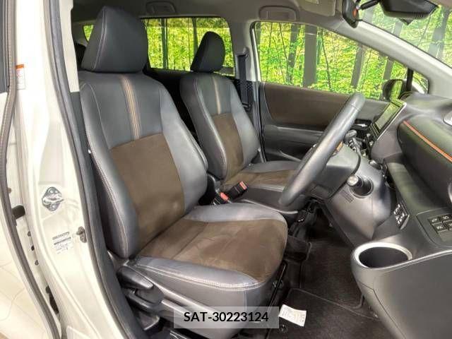 Toyota SIENTA 2018-10 203056-8