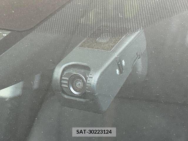 Toyota SIENTA 2018-10 203056-6