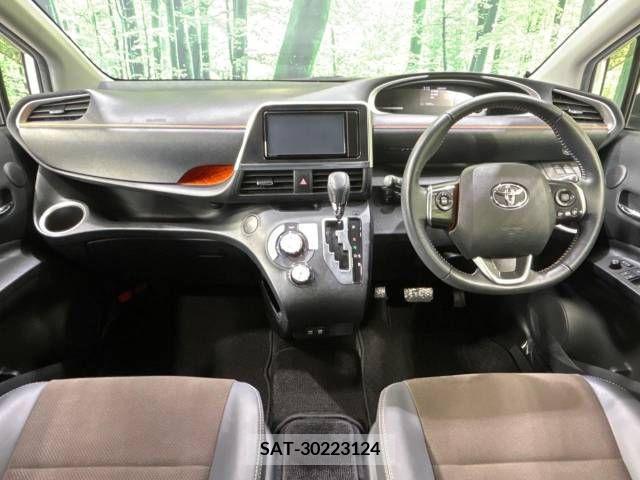 Toyota SIENTA 2018-10 203056-1