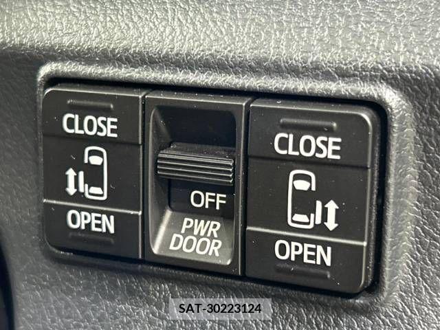 Toyota SIENTA 2018-10 203056-5